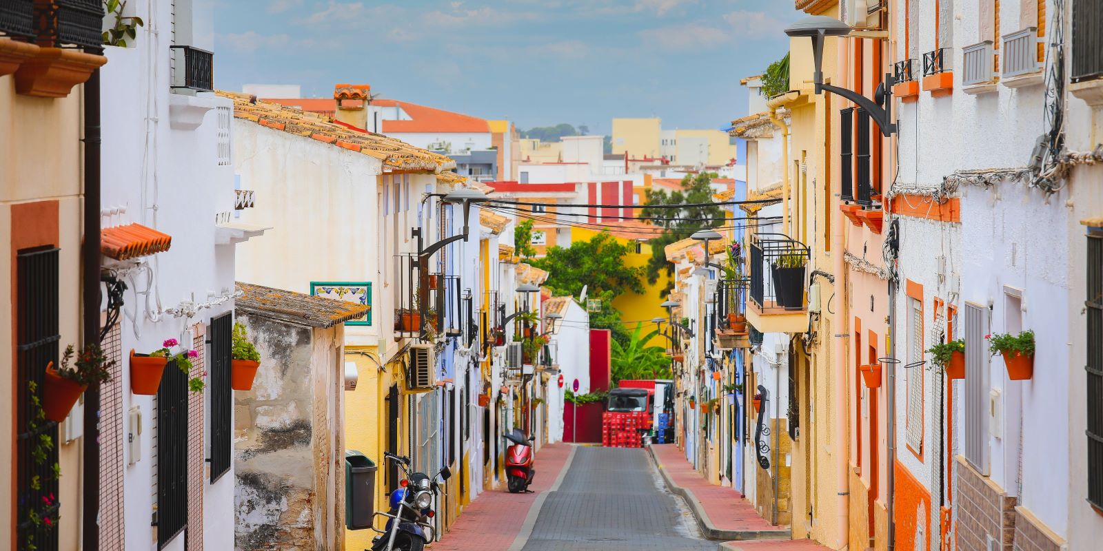 200 Hour Yoga Teacher Training in Spain