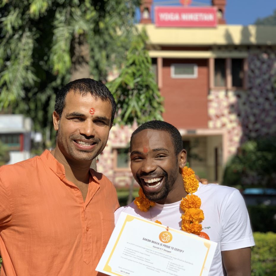 300 hour yoga teacher training practice with Himalaya Yoga